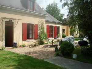 CHAMBRES D’HOTES –  LES CABANES DE DO